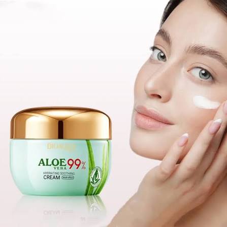 Crema Facial Reafirmante de Aloe Vera 99%
